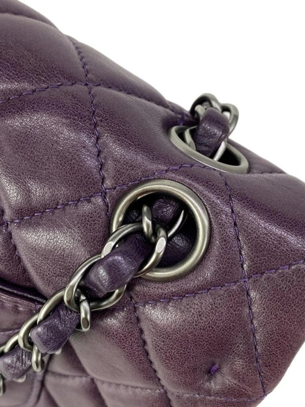 CHANEL Double Flap Matelasse A01112 Purple Lambskin Shoulder Bag - Picture 11 of 16